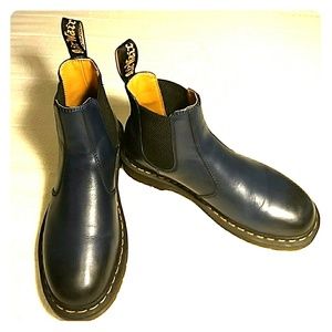 Dr. Martens 2976 Chelsea Boot